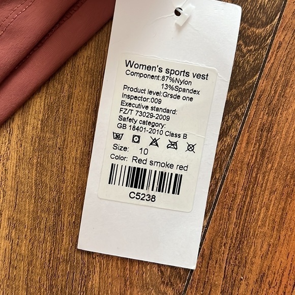 𝅺new Attitude Womens Sports Vest Size 10 NWT Rose Color - Picture 3 of 4